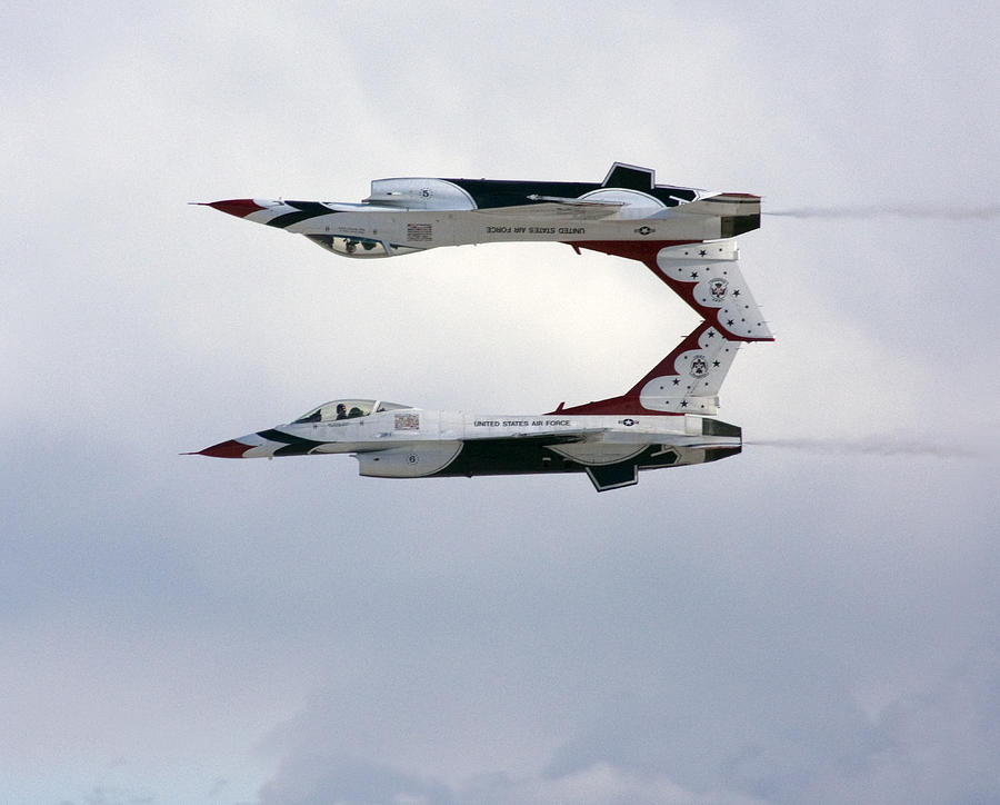 Thunderbirds Inverted Maneuver  Photograph by Gravityx9 Designs