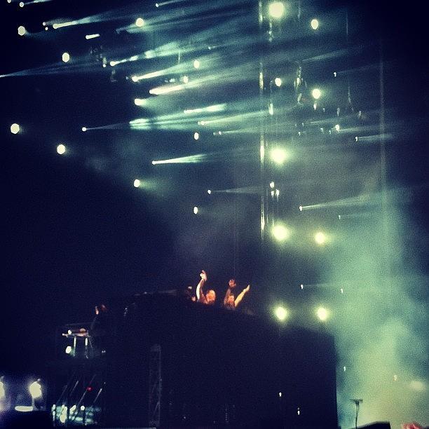 Edm Photograph - @tiesto And @hardwell On Stage To Close by Matthew Tarro