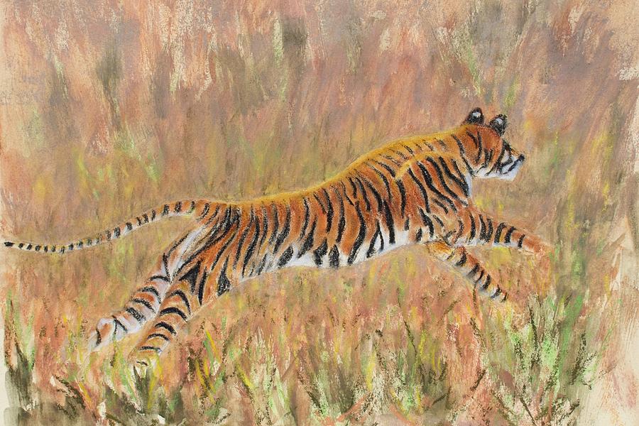 Tigress Leap 2 Painting by Patricia Beebe