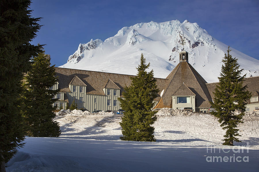 Timberline Lodge Photograph by Brian Jannsen