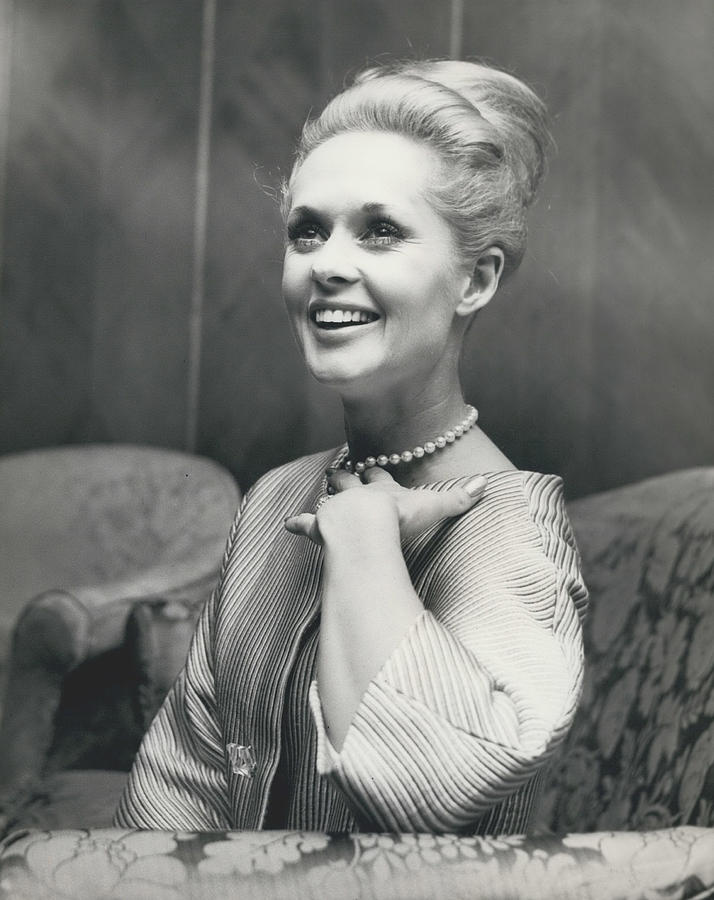 Tippi Hedren-press Recption At The Dorchester Photograph by Retro ...