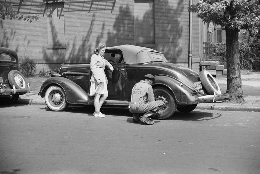 Tire Change, 1942 Photograph by Granger - Fine Art America