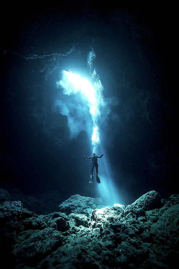 Scuba Photograph - To The Heaven by Charlie Jung