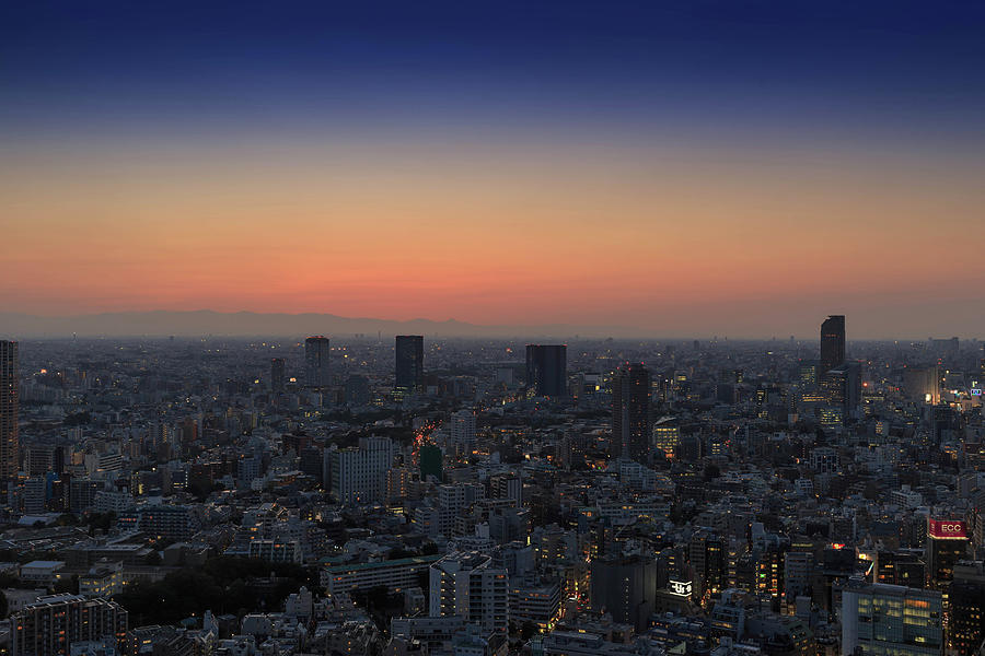 Tokyo Twilight View Photograph by Kiyoto Sekimoto