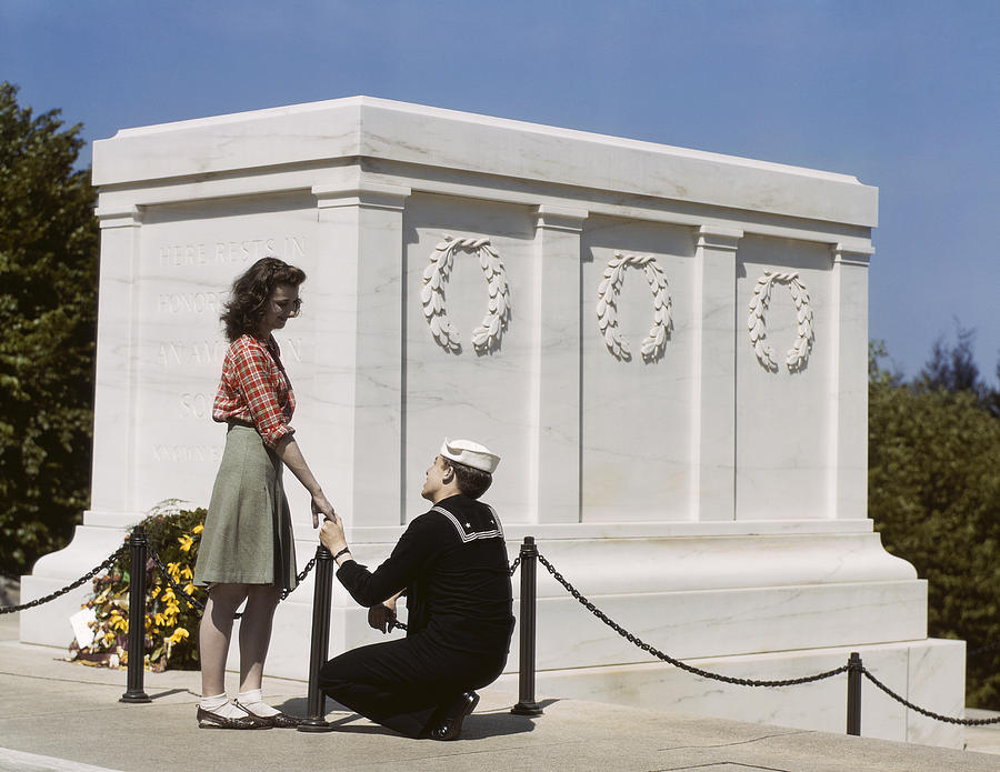 Tomb Of The Unknown Soldier Photograph by Granger
