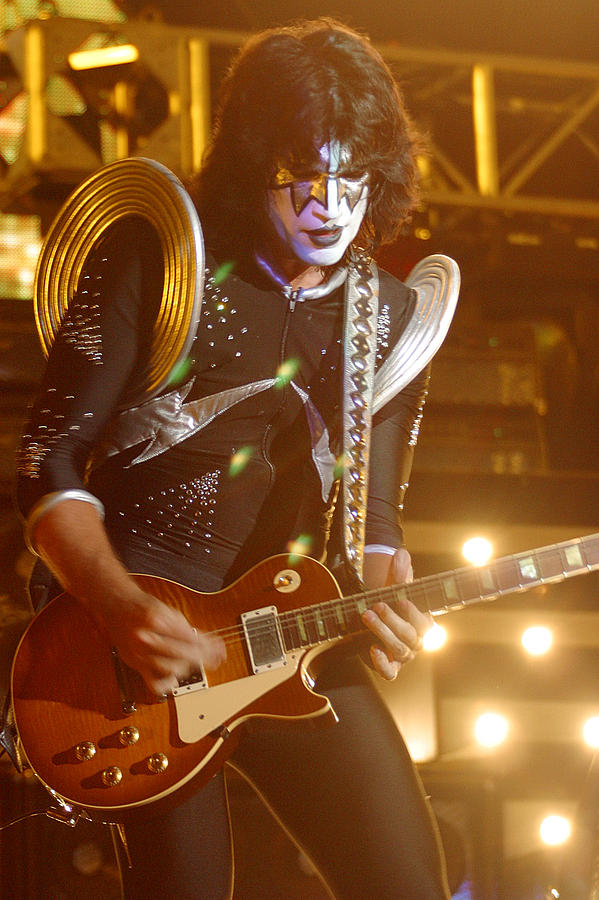 Tommy Thayer KISS Photograph by Don Olea