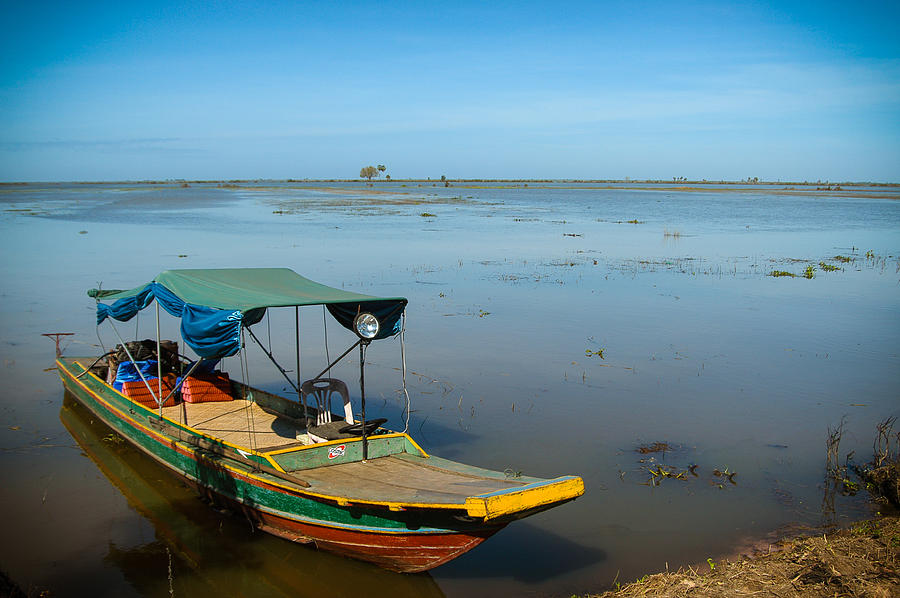 Tonle Sap Lake Photograph by Mark Llewellyn