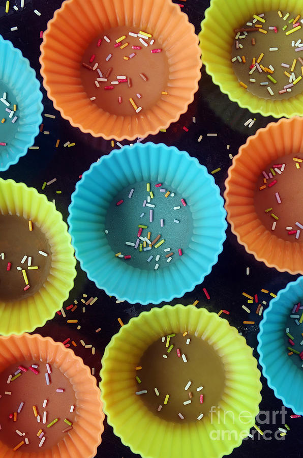 Top Cupcake Containers Photograph by Carlos Caetano