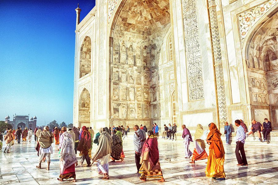 Tourists At The Taj Mahal Photograph by Powerofforever