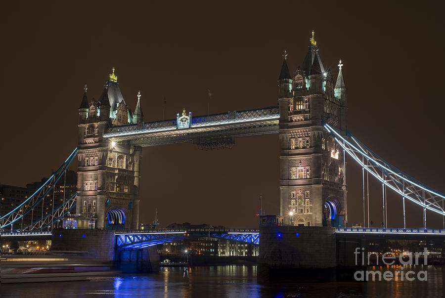 Tower Bridge Photograph by David Lichtneker