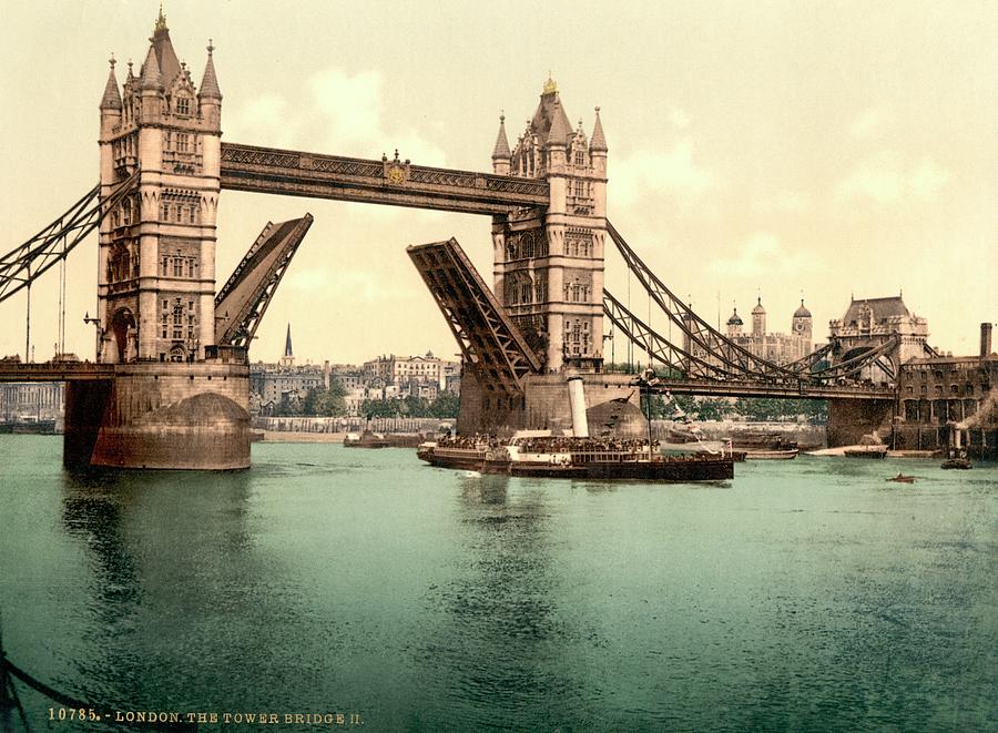 Tower Bridge Photograph by Library Of Congress/science Photo Library
