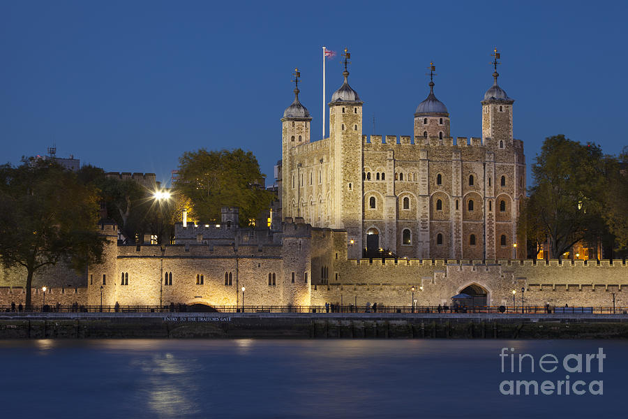 Tower of London Photograph by Brian Jannsen