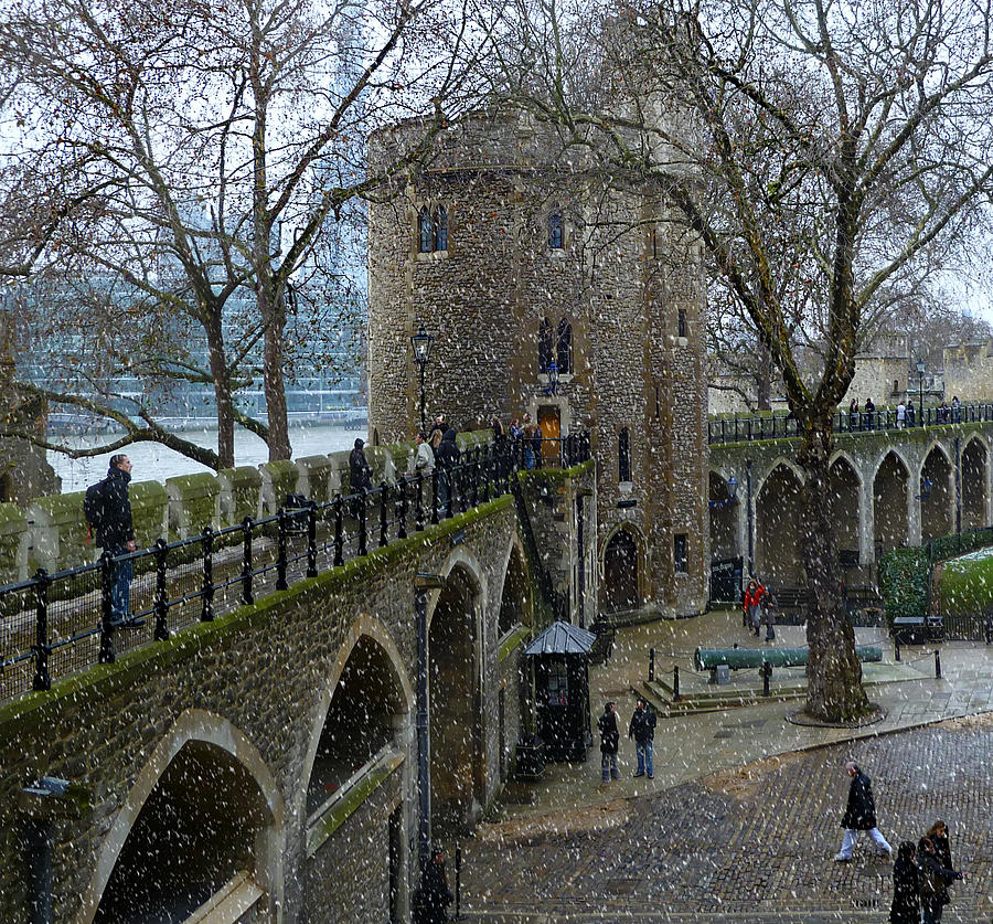Tower Of London Plaza Photograph