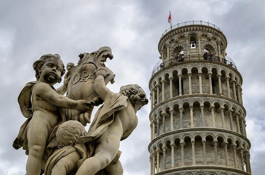 Tower of Pisa Photograph by Pablo Lopez