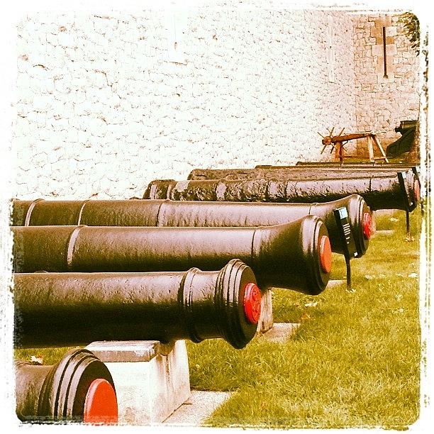 Canons Photograph - #toweroflondon #canons #dontmess by Sydney Grossman