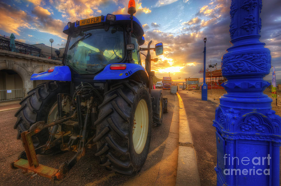 Tractor Sunrise - Bournemouth Photograph by Yhun Suarez