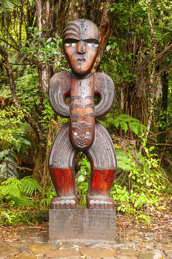 Auckland Region Photograph - Traditional Carved Figure Waitakere New Zealand by Colin and Linda McKie