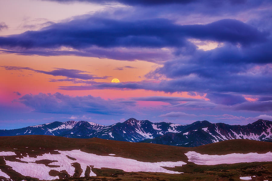 Trail Ridge Moonset Photograph by Darren White