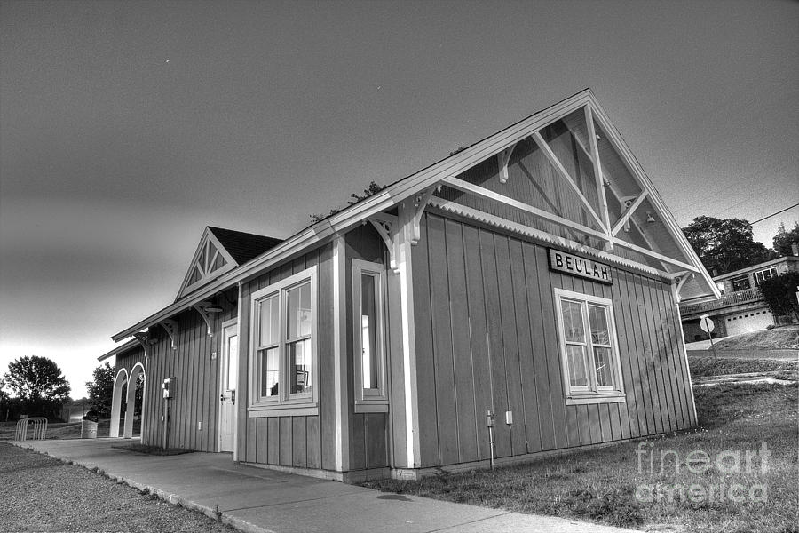 Black And White Photograph - Train Station in Beulah by Twenty Two North Photography