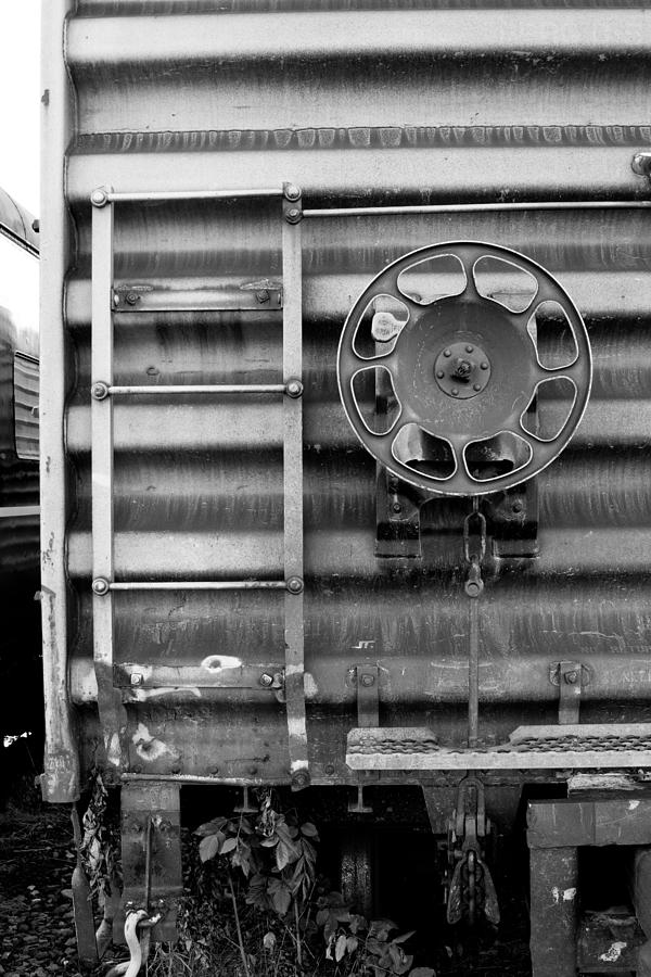 Train Photograph - Trains 16 by Niels Nielsen