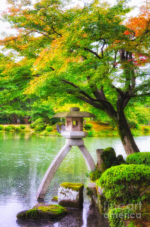 Tranquil Japanese Garden - Kenrokuen - Kanazawa - Japan Photograph by ...