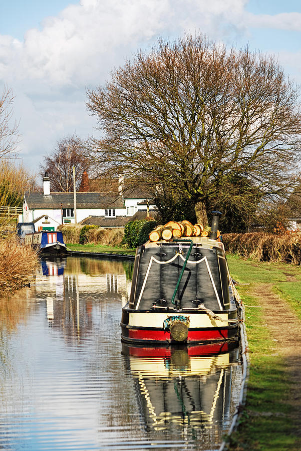 Trent and Mersey Canal - Branston Photograph by Rod Johnson