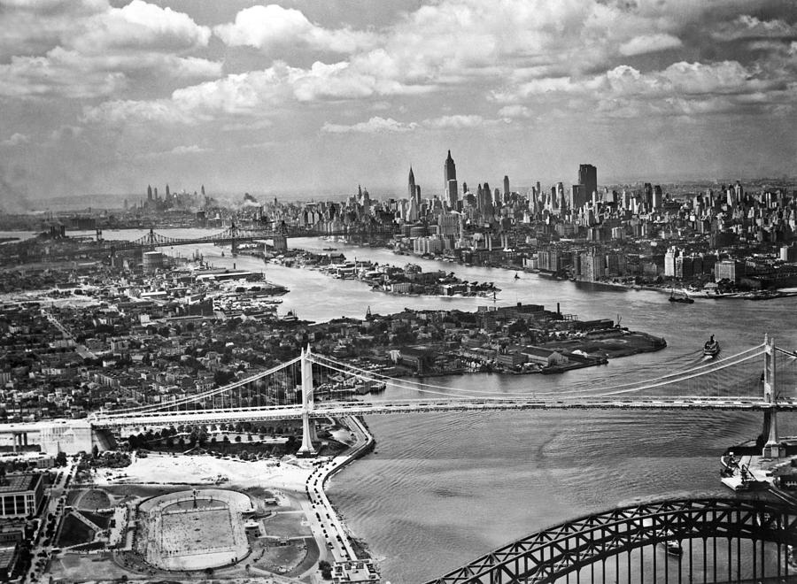New York City Photograph - Triborough Bridge Is Completed by Underwood Archives