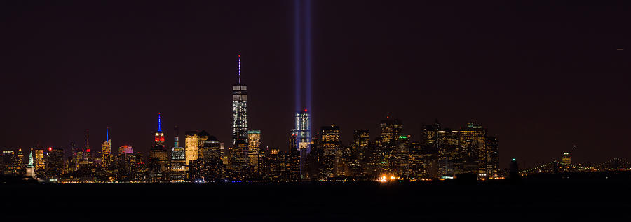 Tribute in Light 9.11 Photograph by Kenneth Cole