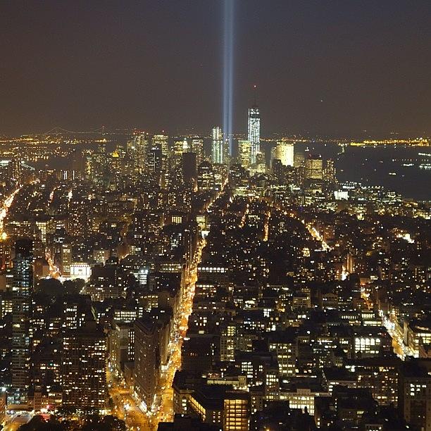 Sony Photograph - Tribute In Light As Seen From The Top by Vivienne Gucwa