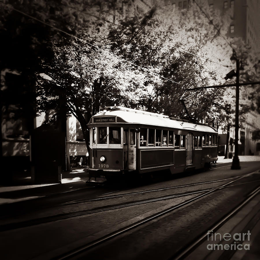 Trolley on Main Memphis Tennessee Photograph by T Lowry Wilson