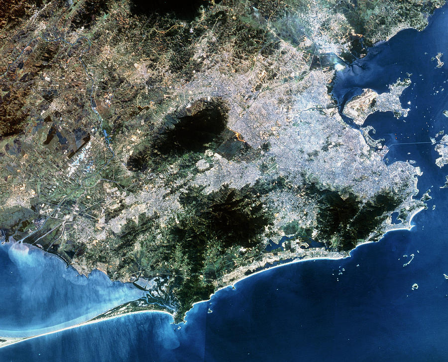 True-colour Spot Satellite Image Of Rio De Janeiro Photograph by Mda Information Systems/science Photo Library
