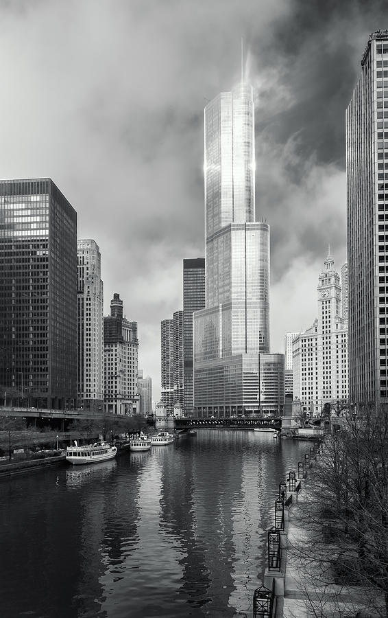 Chicago River Scene Photograph by Steven Sparks