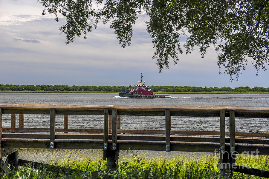Tug Boat Heaven Photograph by Dale Powell