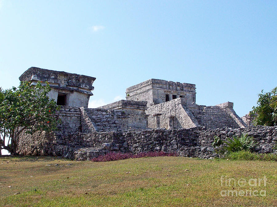 Tulum Ruins of Mexico - 6 Photograph by Tom Doud