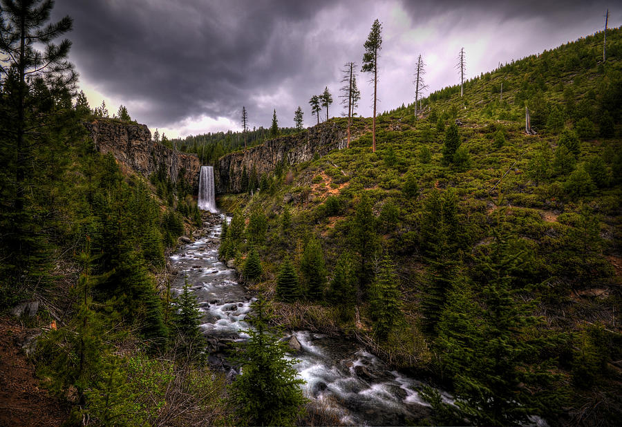 Tumalo Falls Photograph by Matt Hanson