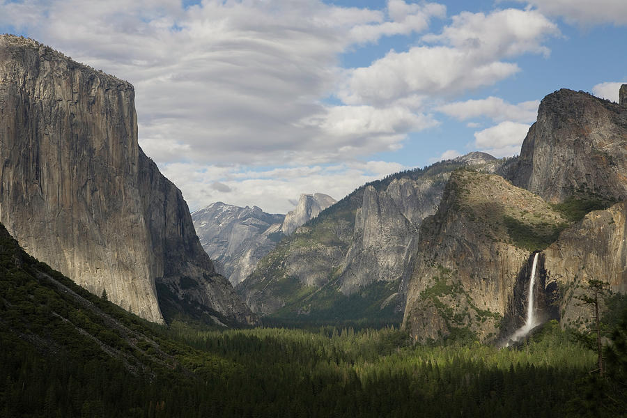 Tunnel View Yosemite Valley Photograph by Tschuma417