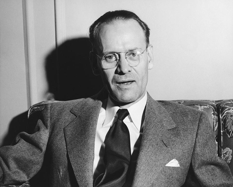 TV Pioneer Philo Farnsworth Photograph by Underwood Archives