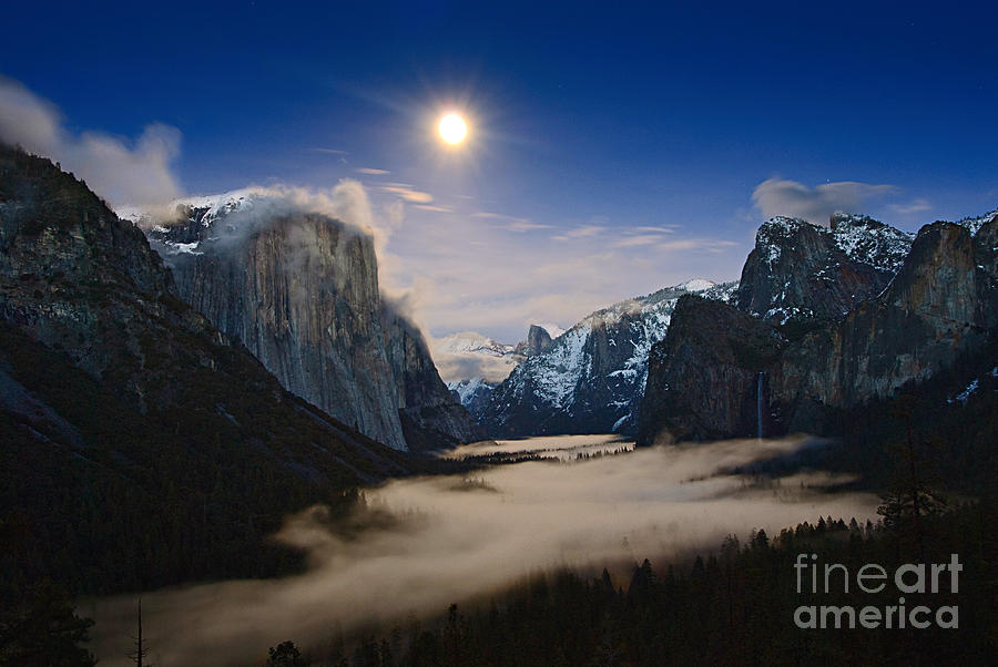 Yosemite National Park Photograph - Twilight - Moonrise over Yosemite National Park. by Jamie Pham