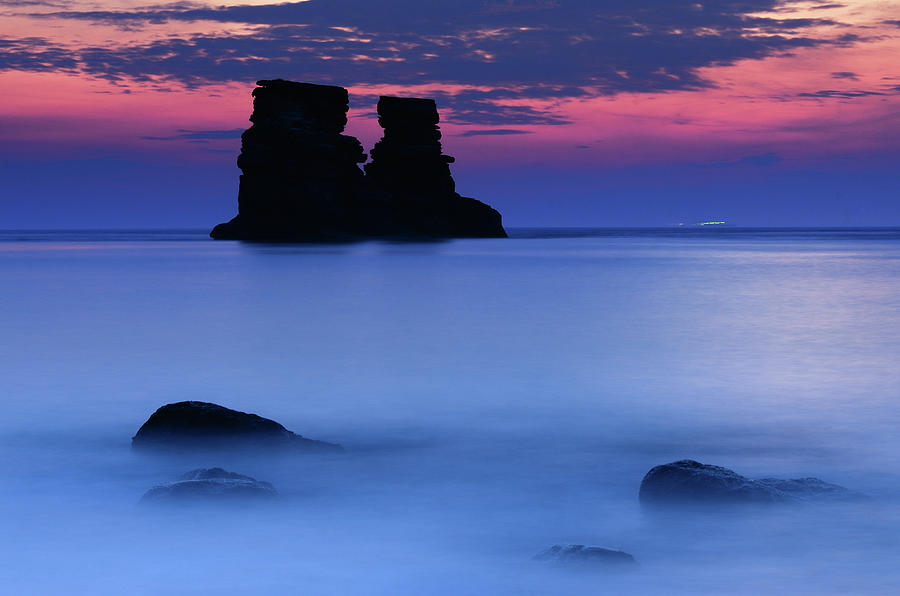 Twin Candlesticks Islets At Dawn Photograph by Maxchu