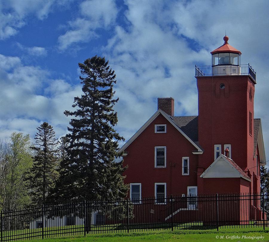 Two Harbors Light Photograph by Mike Griffiths - Fine Art America