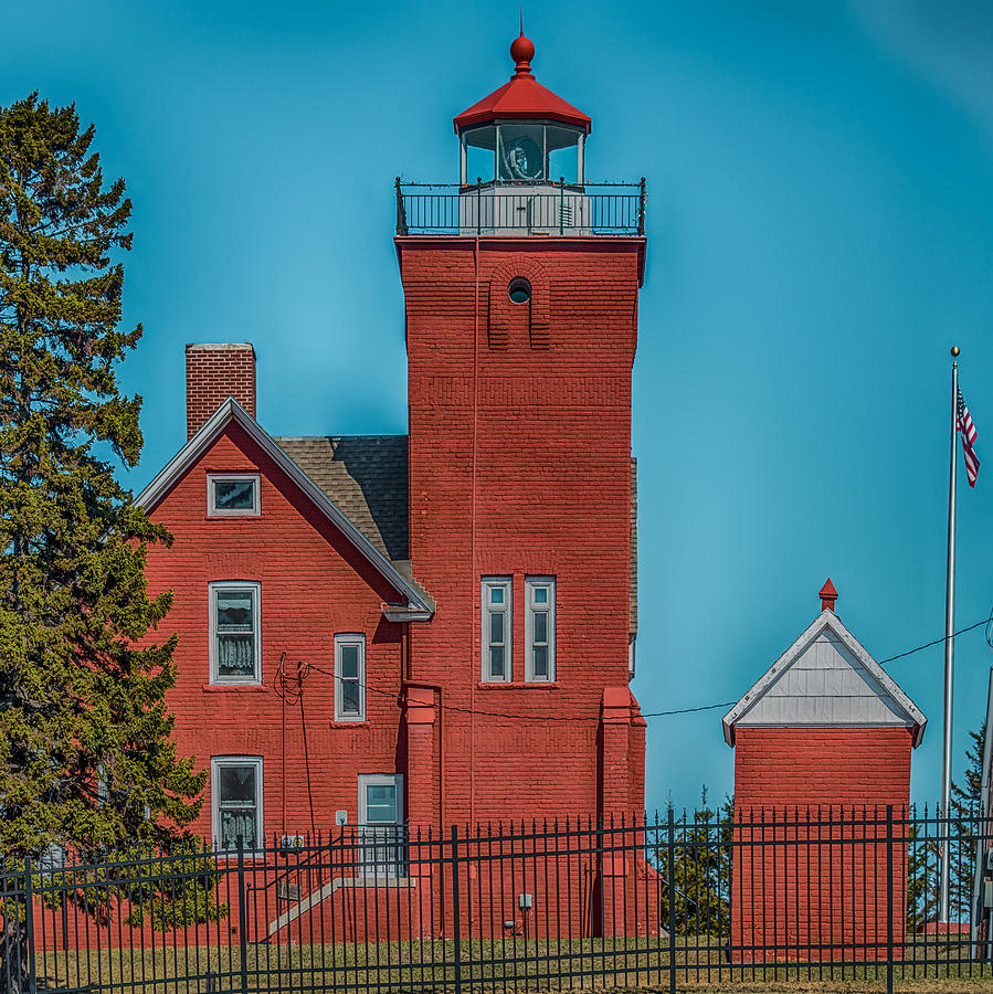 Two Harbors Lighthouse Photograph by Paul Freidlund