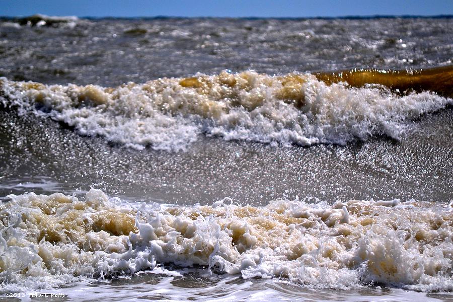Tybee Waves Photograph by Tara Potts