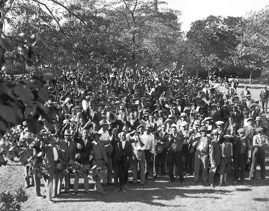 Unemployed Negroes In Chicago Photograph by Underwood Archives - Fine ...