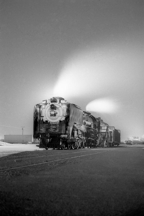 Train Photograph - Union Pacific 8444 by Henri Bersoux
