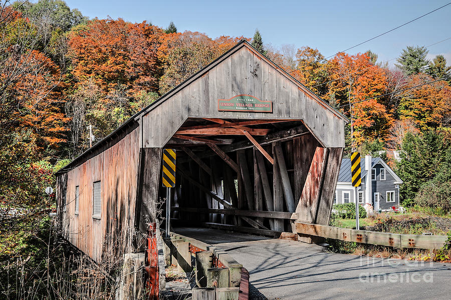 Fall Photograph - Union Village Covered Bridge Thetford Vermont by Edward Fielding