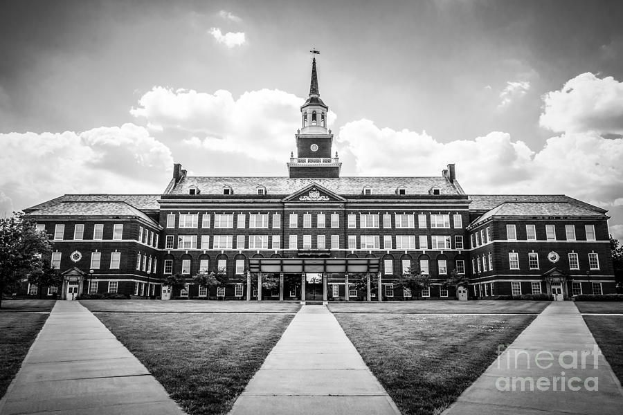 University of Cincinnati Black and White Photo Photograph by Paul Velgos