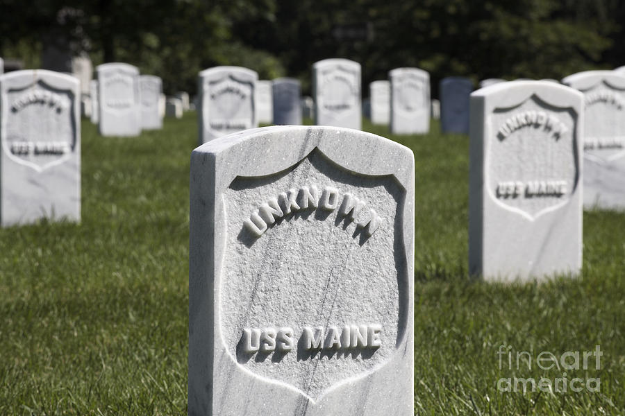 Unknown from the USS Maine at Arlington National Cemetery Photograph by William Kuta