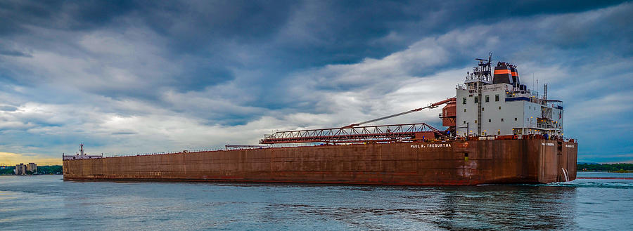 Transportation Photograph - Upbound at Mission Point 2 by Gales Of November