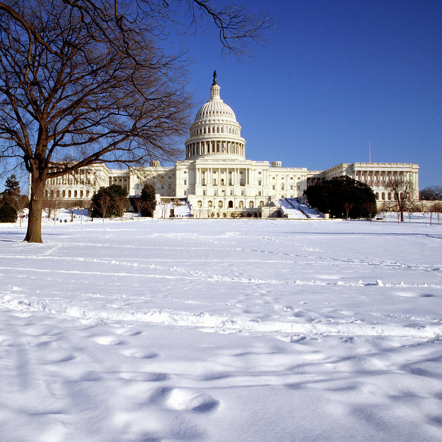 Us Capitol Building In Winter Photograph by Hisham Ibrahim