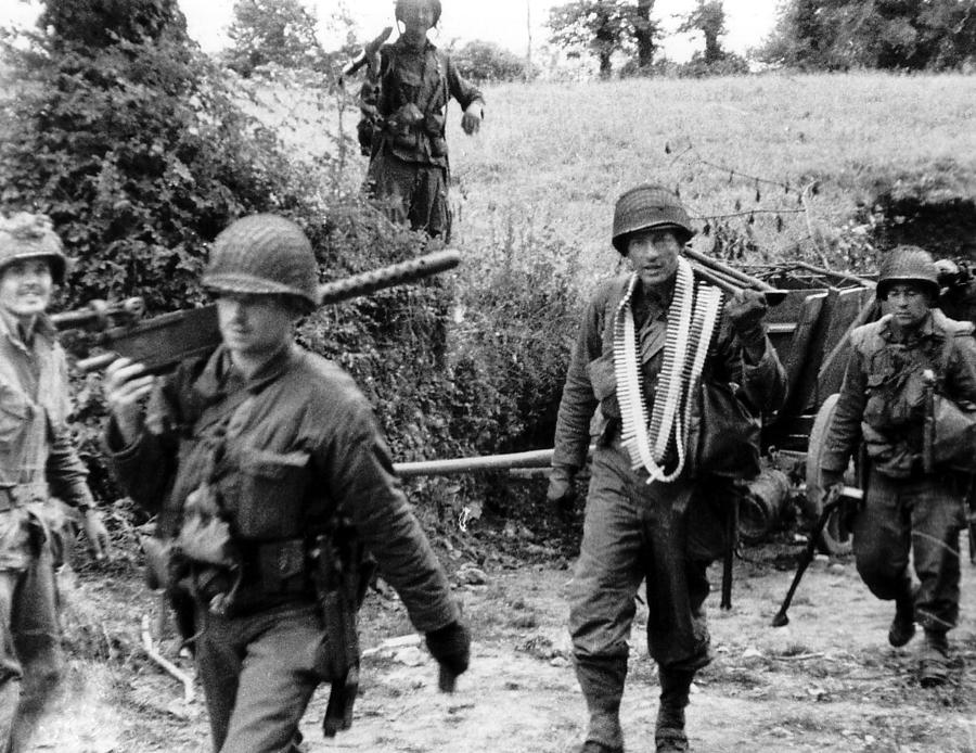 U.s. Infantry Machine Gun Platoon Photograph by Everett - Fine Art America